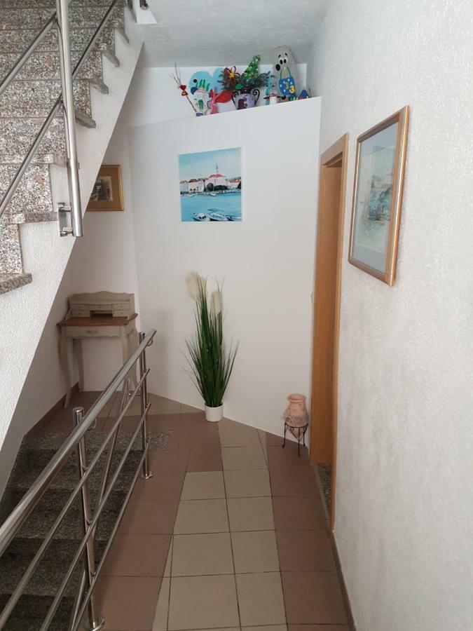 Apartment Narda Baška Voda Dış mekan fotoğraf